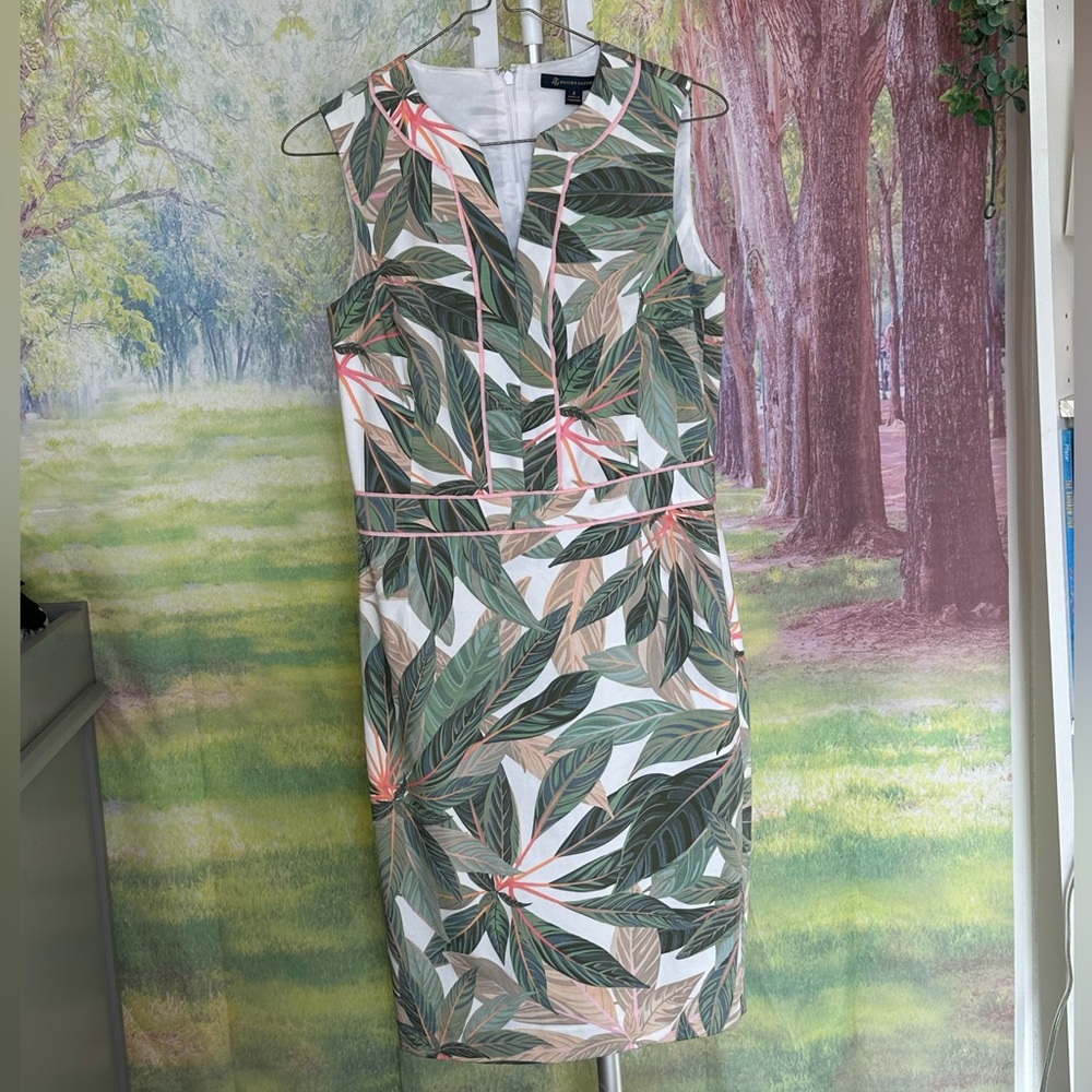 Brooks Brothers Green Sheath Midi Dress V-Neck Sleeveless